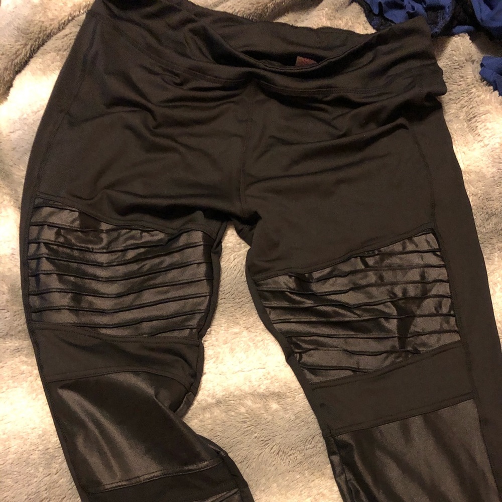 New without tags xl leggings